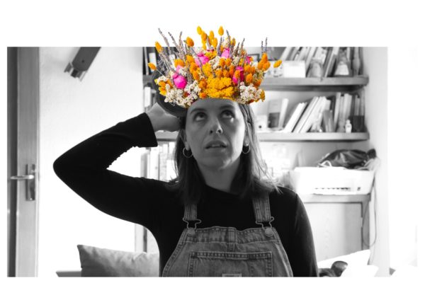 Exposició «Mil flors. Violències silenciades», de l’artista Maria Gambús.